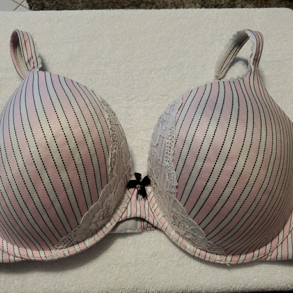 Victoria's secret pinstripe bra push up